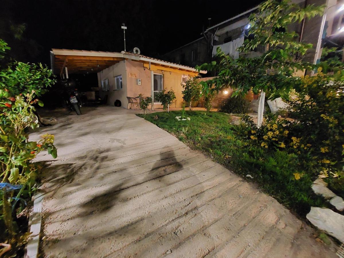 Guest House Tsanes Pinakokhorion Exterior photo