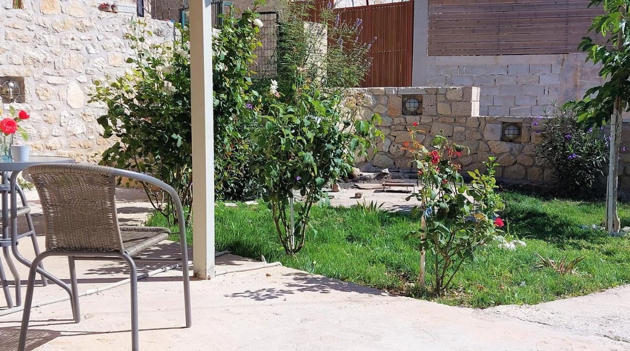 Guest House Tsanes Pinakokhorion Exterior photo