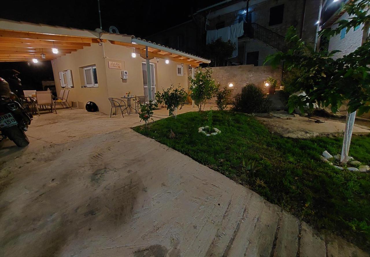 Guest House Tsanes Pinakokhorion Exterior photo