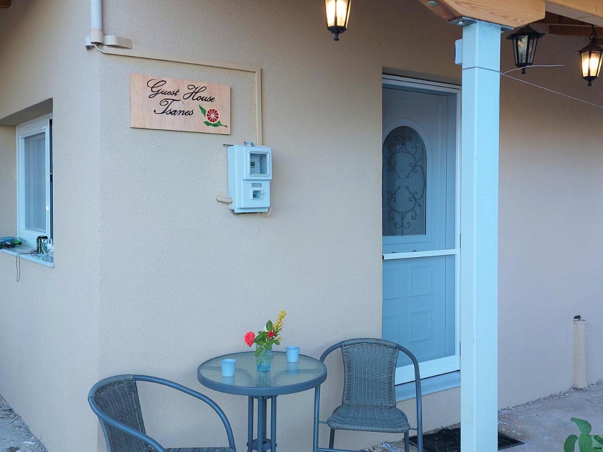 Guest House Tsanes Pinakokhorion Exterior photo